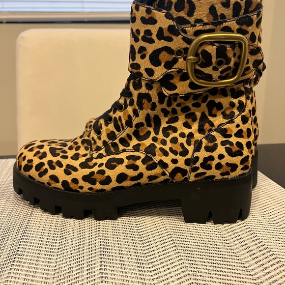 Coach Lucy Leopard print calf hair combat boots. Size US 8b. EU 38.5. New no box - Picture 4 of 6
